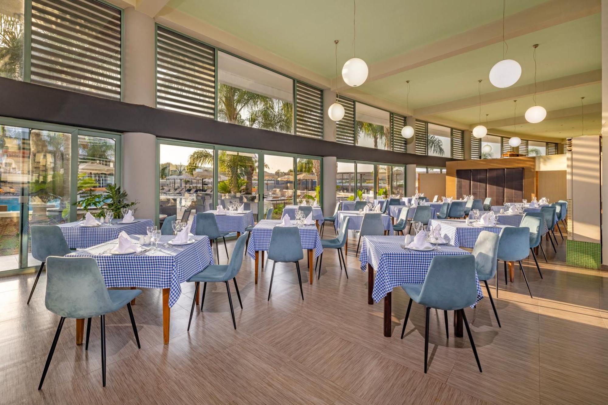 Virginia Family Resort Kallithéa Екстериор снимка