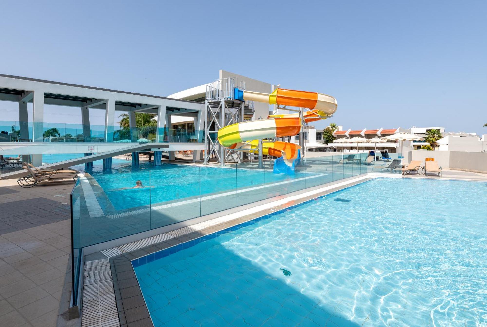 Virginia Family Resort Kallithéa Екстериор снимка
